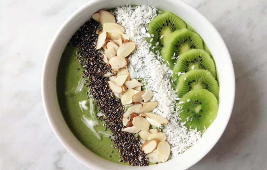 8 Powerful Smoothies That Reduce Inflammation and Balance Blood Sugar