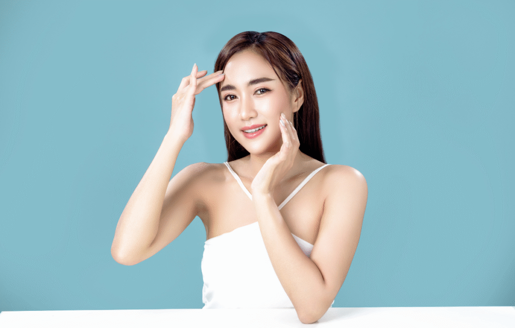 How to Get Clear, Glowing Skin Naturally – The Clean Girl Way