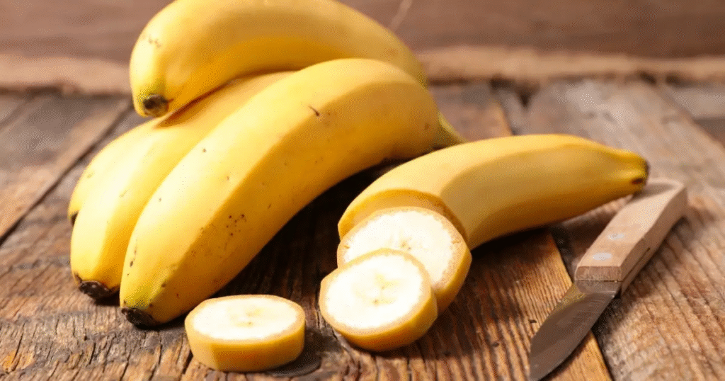 Bananas with Black Pepper: A Natural Remedy for Liver Health and Bloating