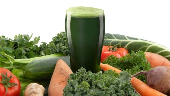 5 Amazing Health Benefits of Drinking Fresh Vegetable Juices