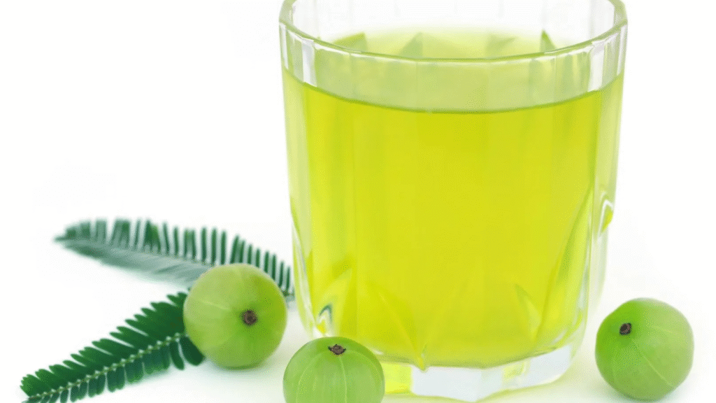 5 Amazing Health Benefits of Amla-Turmeric Water on an Empty Stomach